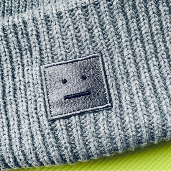 New Acne Studios Grey Beanie - Picture 2 of 4